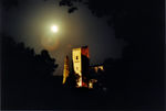 Abbazia in notturna con luna